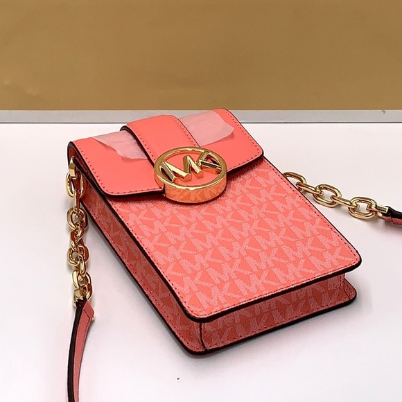 MICHAEL KORS CARMEN SMALL NORTH SOUTH PHONE XBODY GRAPEFRUIT SIGNATURE COLOR - Picture 11 of 16